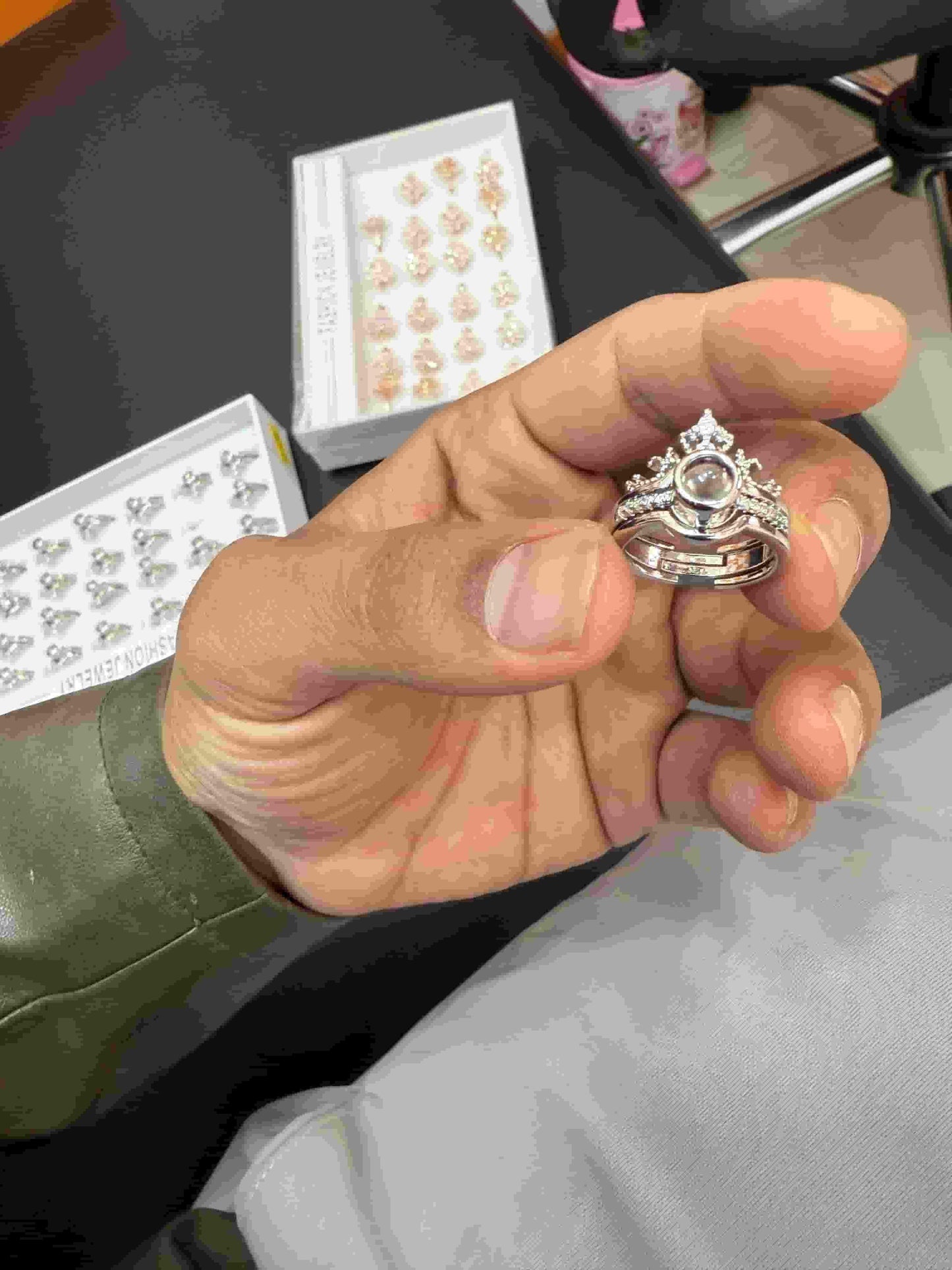 "I Love You" in 100 Languages Adjustable Ring (Assorted Color)